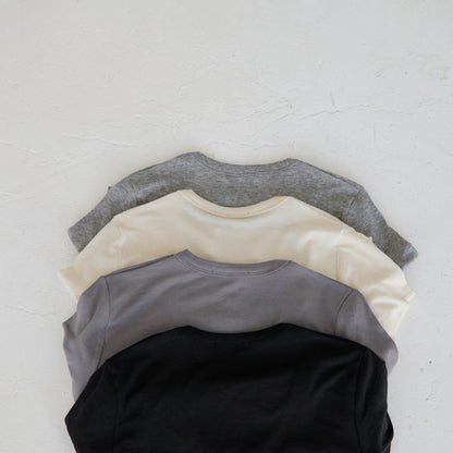 round neck T-shirt